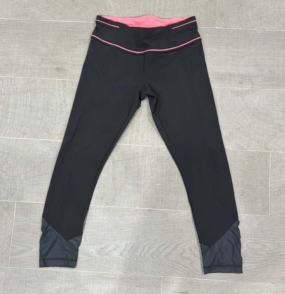 Lululemon Leggings Size 6 - charcoal gray w/ peach trim